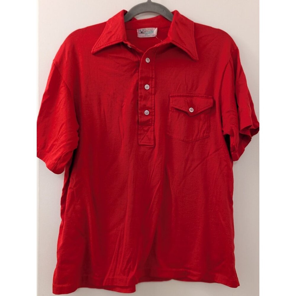 Vintage Red Short Sleeve Polo Shirt With Button-Up Neckline & Front Pocket